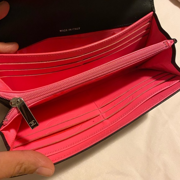 ❤️ Authentic Chanel Cambon Flap Long Wallet in Matte Black Quilted Calfskin - Picture 10 of 15